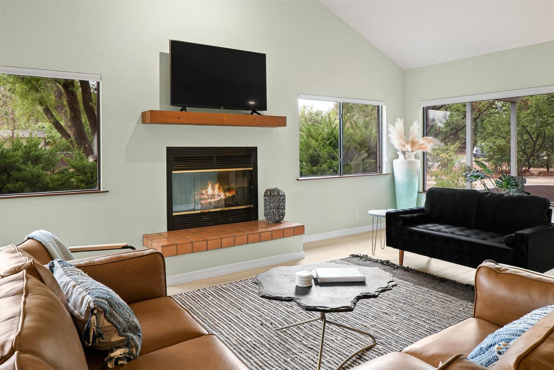 Spacious W Sedona 4 Bedroom Contemporary House! מראה חיצוני תמונה